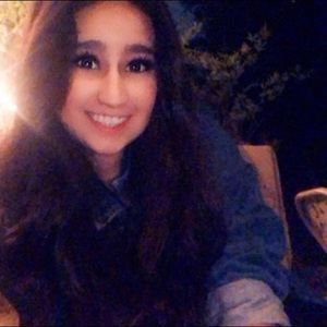 Meet your Posher, Jessett